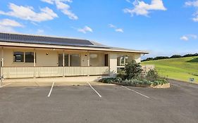 Logans Beach Apartments - Greenviews